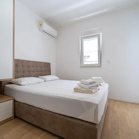 Marea Apartment