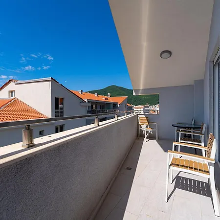 Apartment Marea Budva
